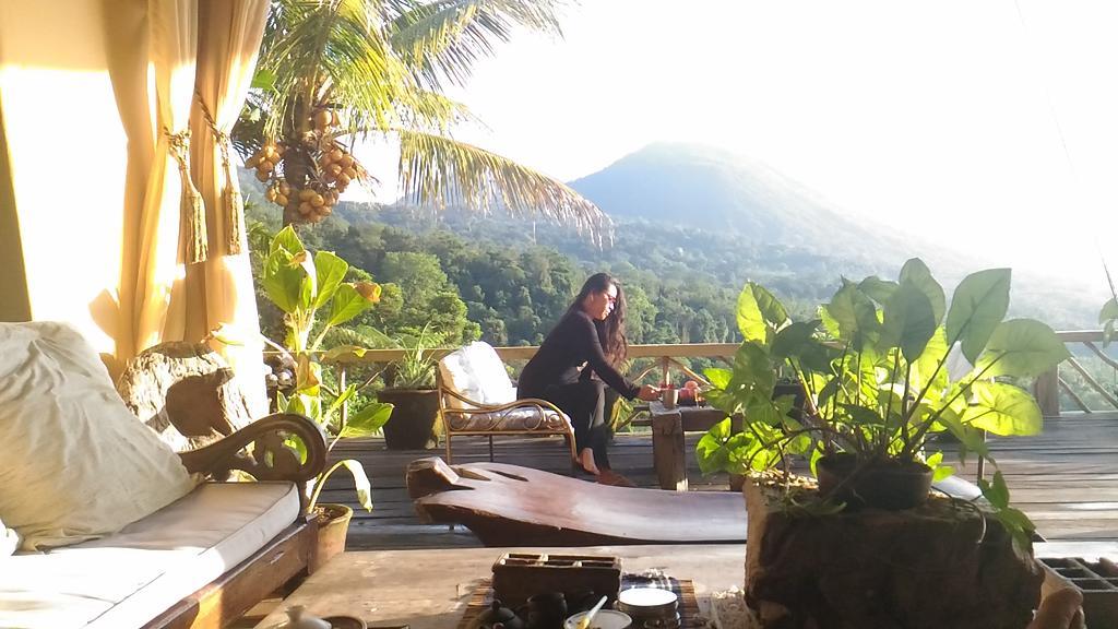 Bed and Breakfast Dwan Tea Mountain Side à Jatiluwih Extérieur photo